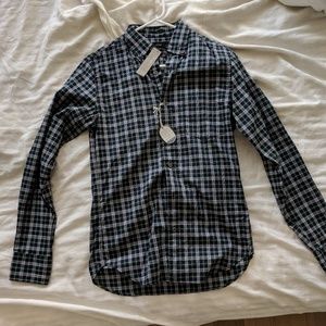 J. Crew long sleeve green button up - slim fit XS